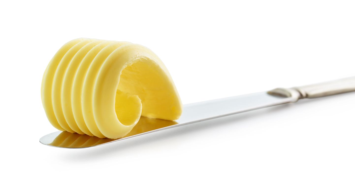 Võis on 150 erinevat rasvhapet, mis reguleerivad ainevahetust ja on asendamatud. Margariinis leidub taimseid transrasvu, mis vähendavad veres kolesterooli ladestumist takistavate ainete taset.