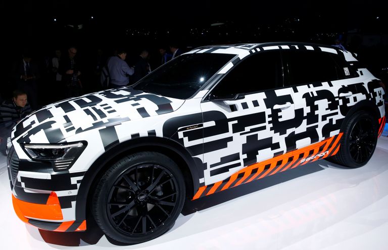 Audi e-troni prototüüp selle aasta märtsis Genfi motoshow'l