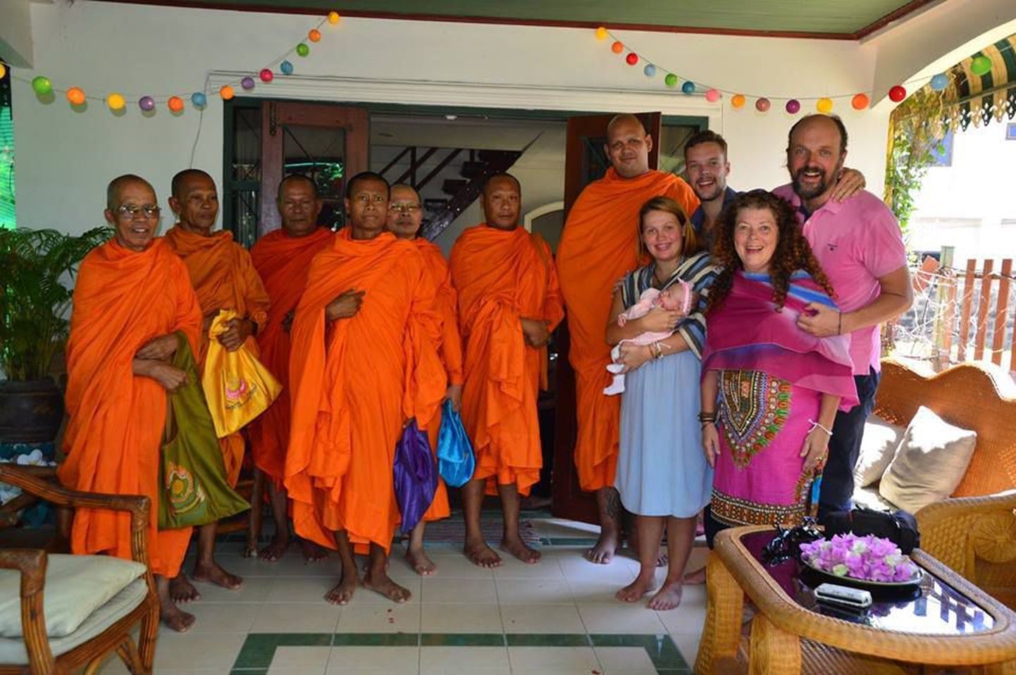 Grand Uustalude uue liikme ristisid buda mungad