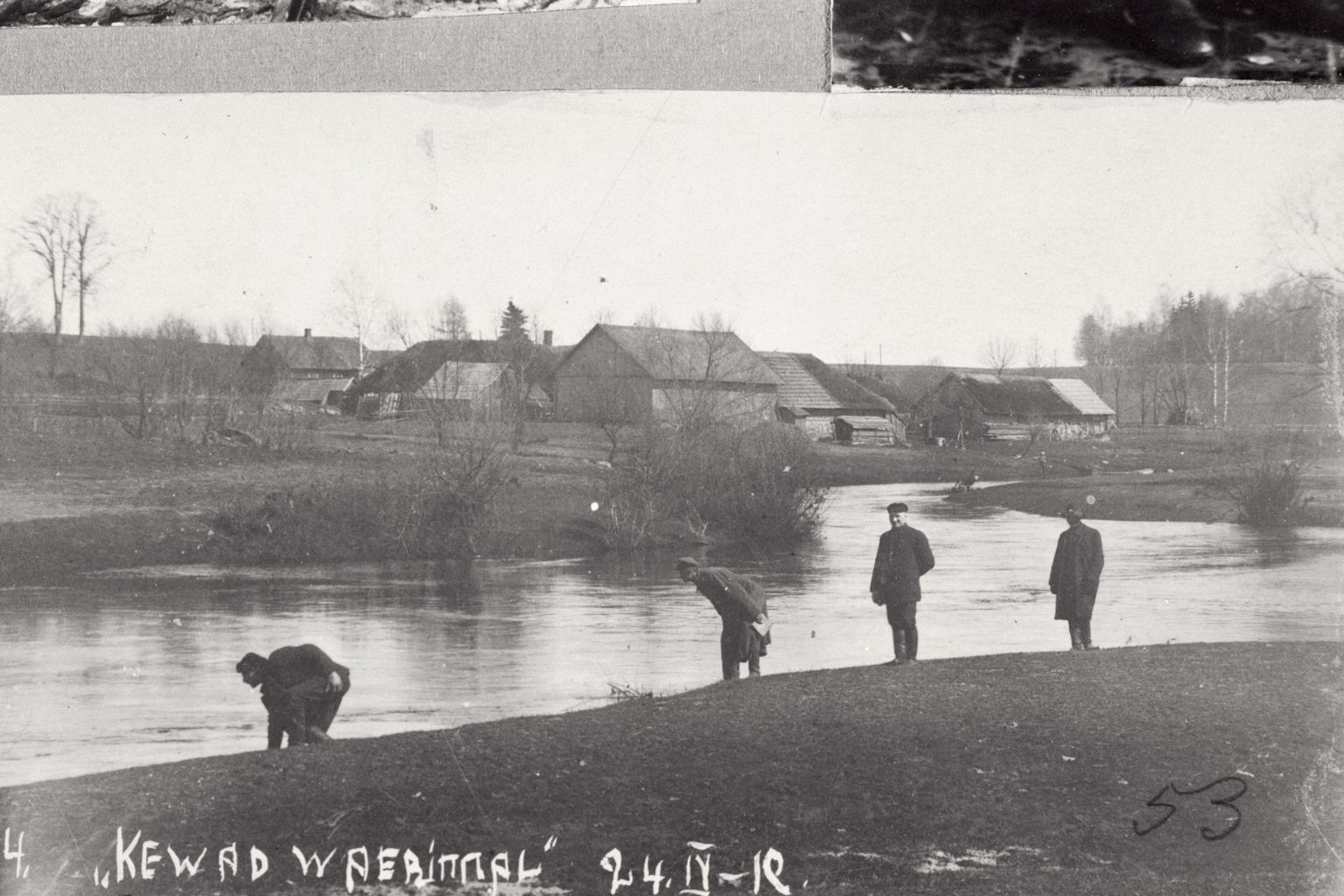 Eesti sõjameestel oli ärevatest hetkedest hoolimata aega vaadata ka kuidas kalad jões sulpsu löövad.