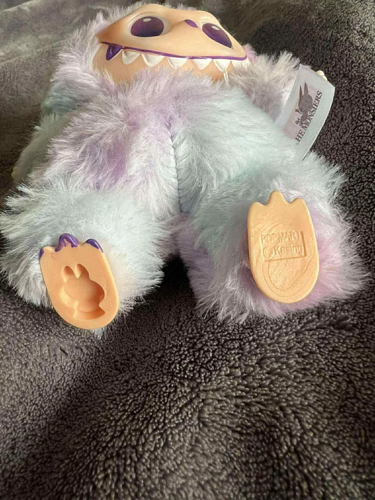 Labubu.