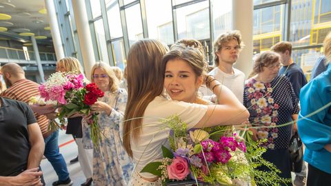 PILDID LÕPUAKTUSELT ⟩ Hillar Hanssoo põhikooli tublite õpilaste sekka mahtus ka maletajaid, muusikuid ja sportlasi