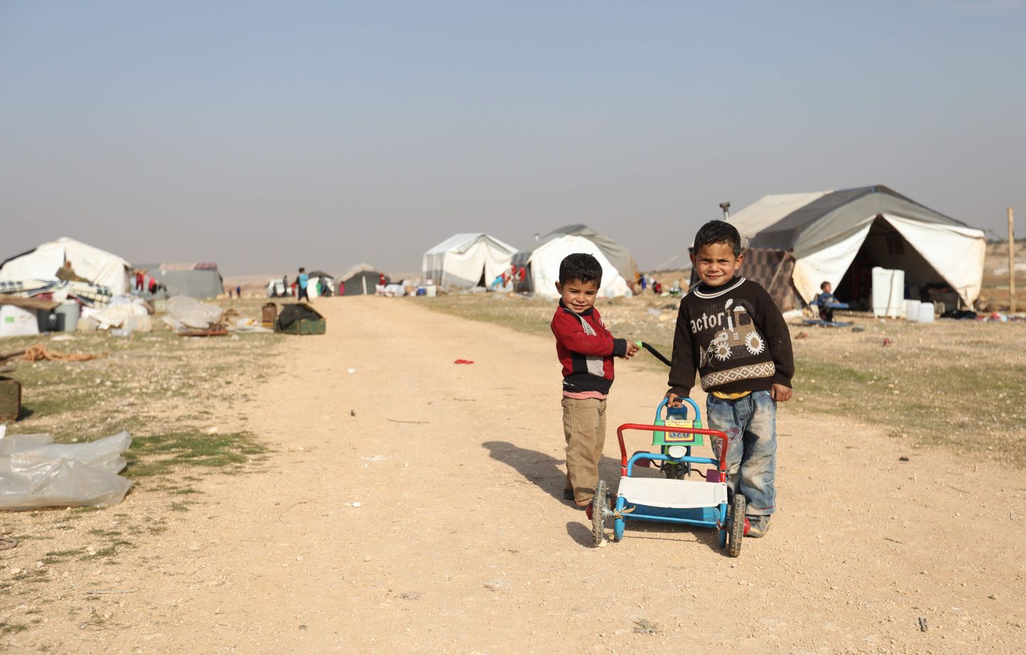 Süüria lapsed põgenikelaagris.