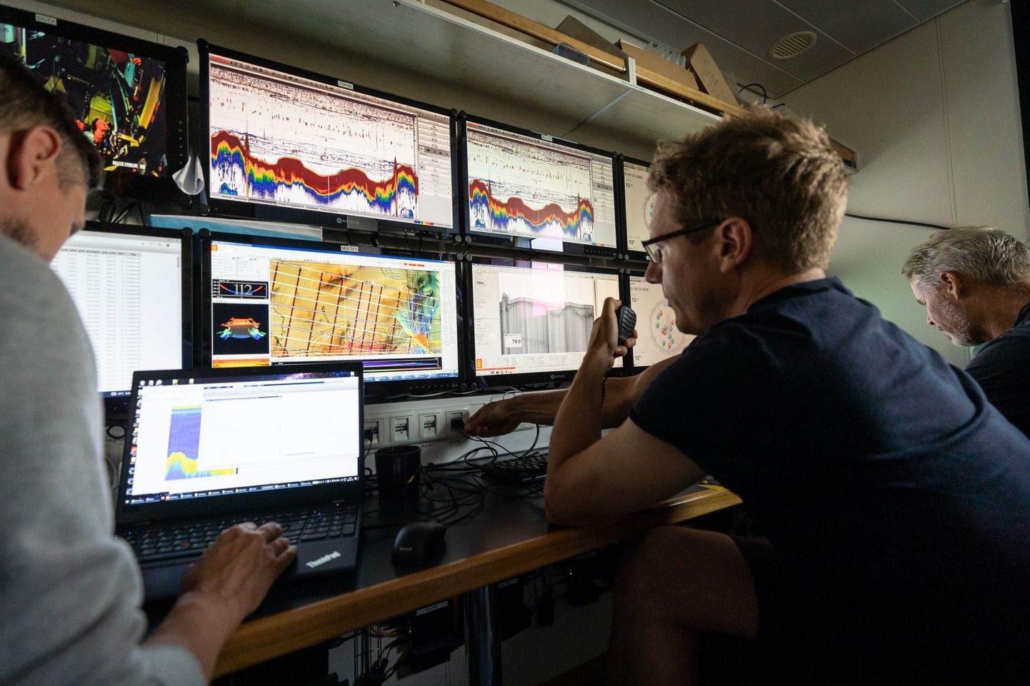 Lehviksonari uuringute tulemused ja merepõhja profileerimine Rootsi uurimislaev Electra af Askö pardal. 