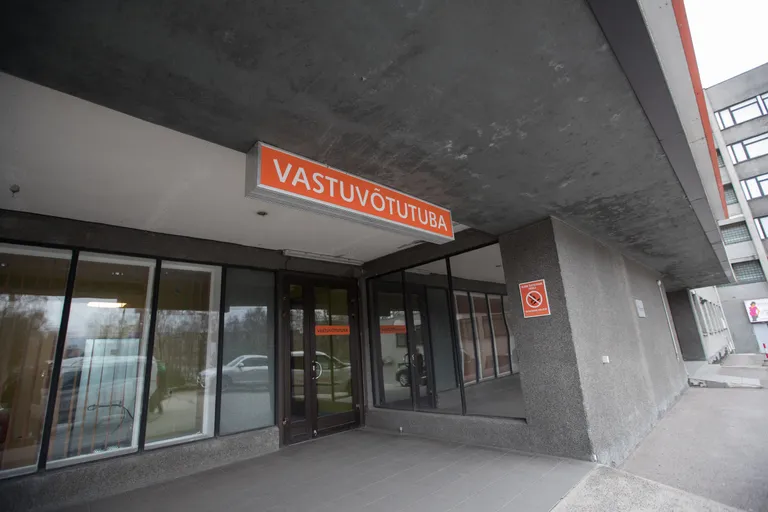 Lääne-Tallinna keskhaiglasse tulevad sünnitajad peavad sisenema peauksest.
