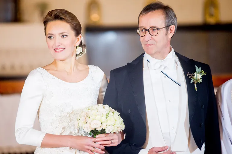 Toomas Hendrik ja Ieva Ilves oma pulmapäeval, 6. jaanuaril 2016 / Sander Ilvest / Postimees / Scanpix