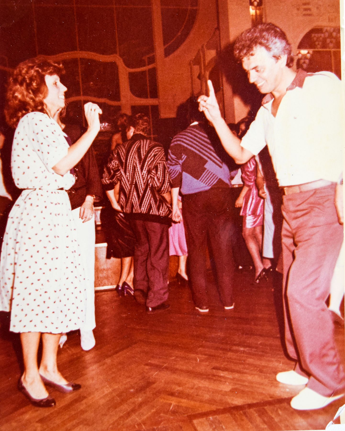 Танцы в Отеле "Европа", Ленинград, 1988 год.