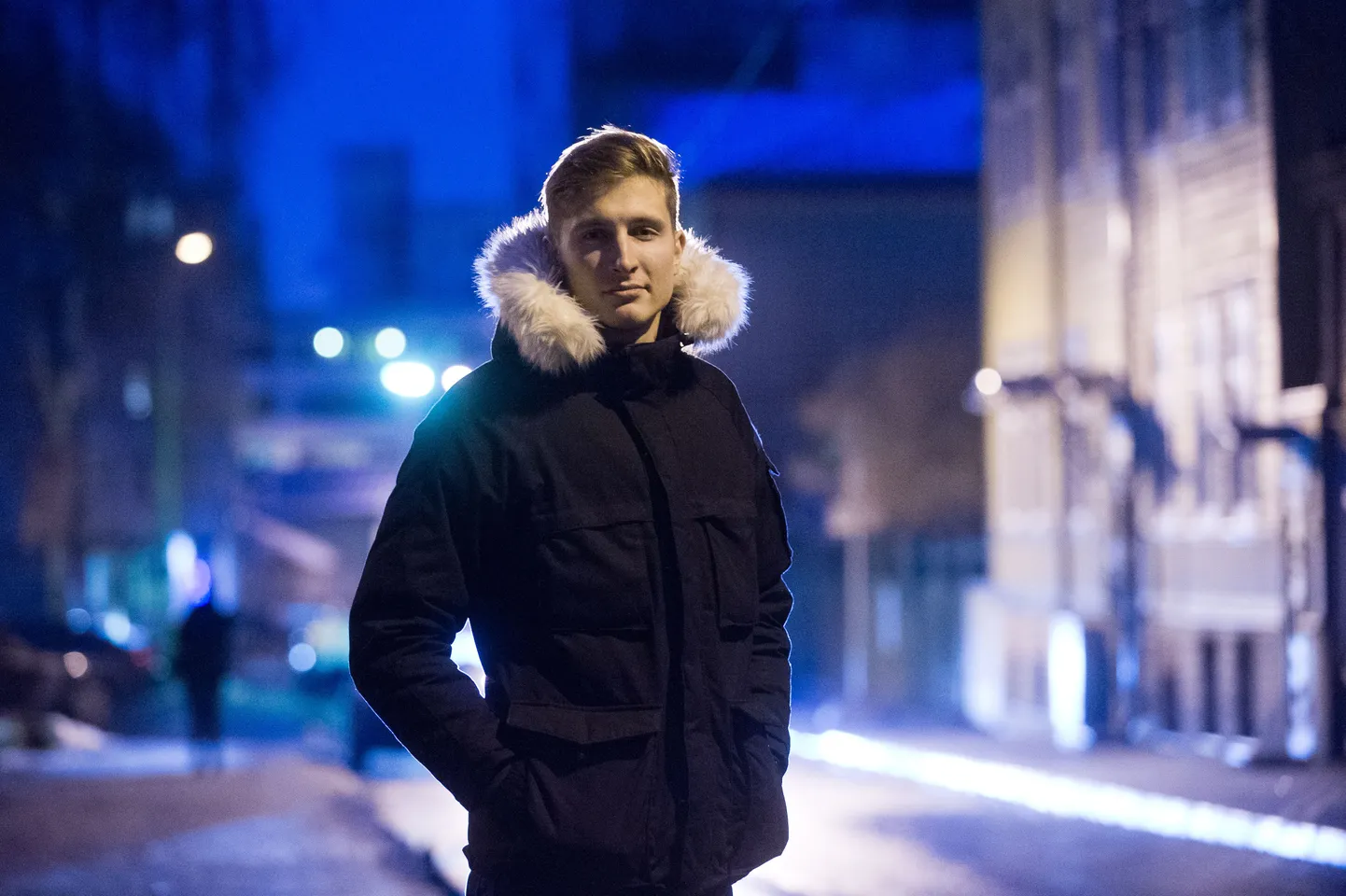 Kuidas teistest meesartistidest eristuda? «Ma ei kuluta väga palju energiat sellele mõtlemiseks,» lausub Karl-Erik Taukar. «See ajab fookuse sassi. 
Kõige rohkem eristun sellega, kui jään endaks.»