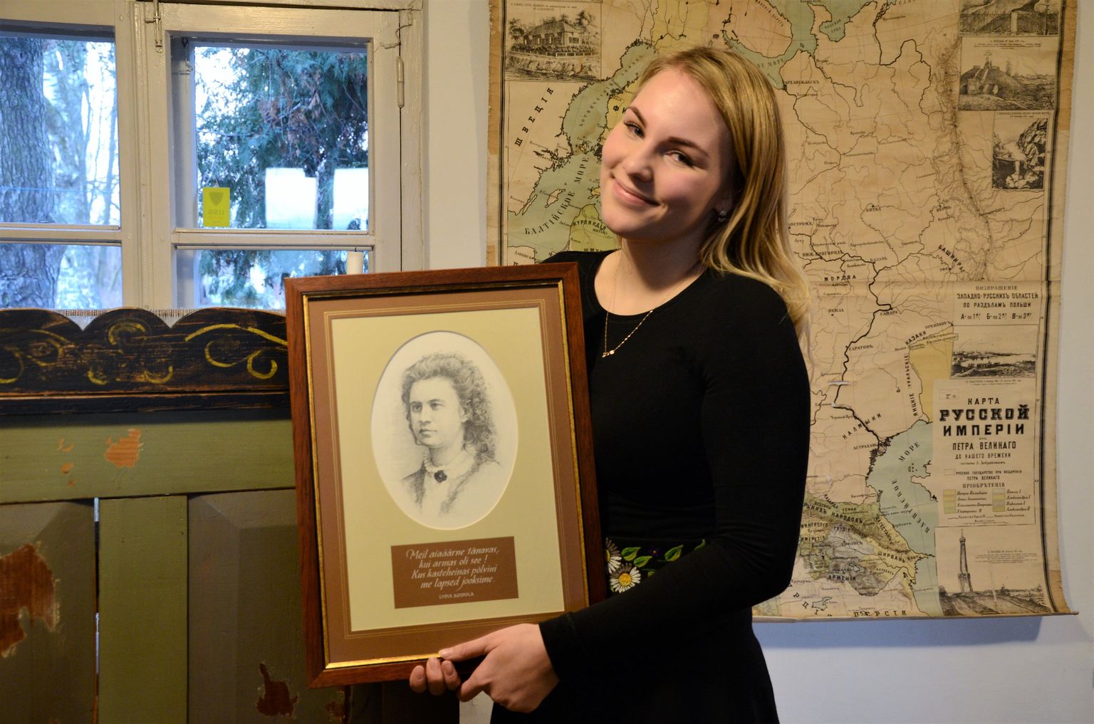 Tänavuse etlejate konkursi "Koidulauliku valgel" võitis Kuressaare gümnaasiumi 11. klassi õpilane Laura-Maria Jõgi.