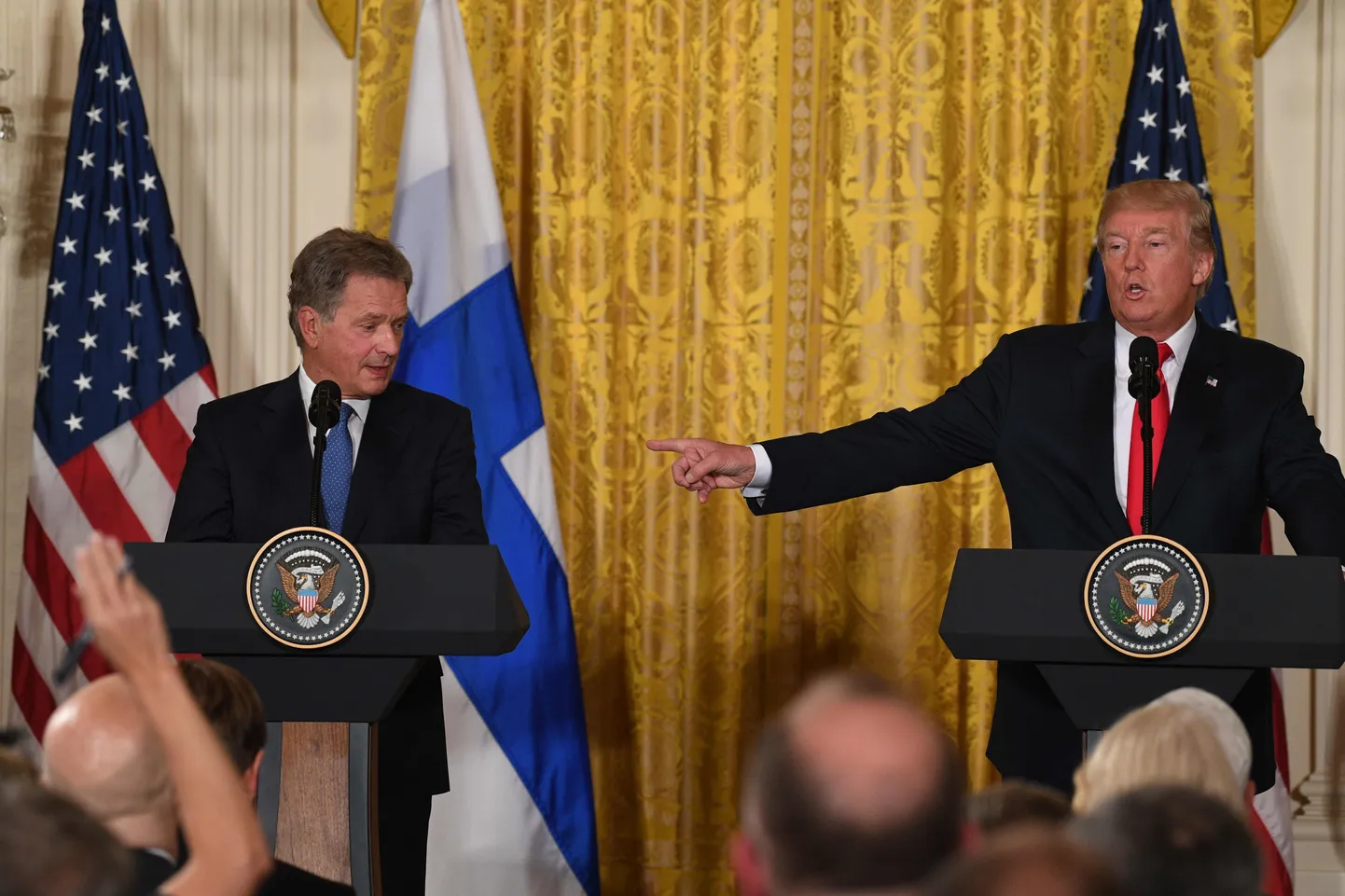 Soome president Sauli Niinistö (vasakul) ja USA president Donald Trump 2017. aastal Valges majas.
