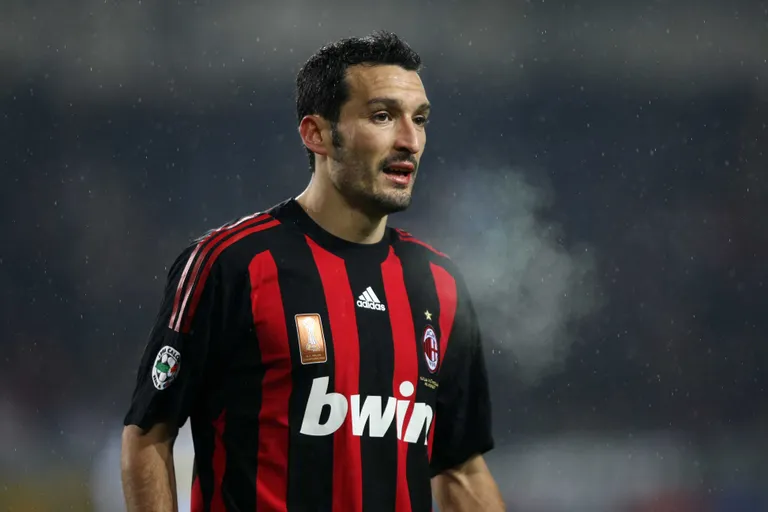 Gianluca Zambrotta on kolmekordne Itaalia meister (kaks tiitlit Juventusega, üks AC Milaniga) ning tuli 2006. aastal Itaalia koondisega maailmameistriks.