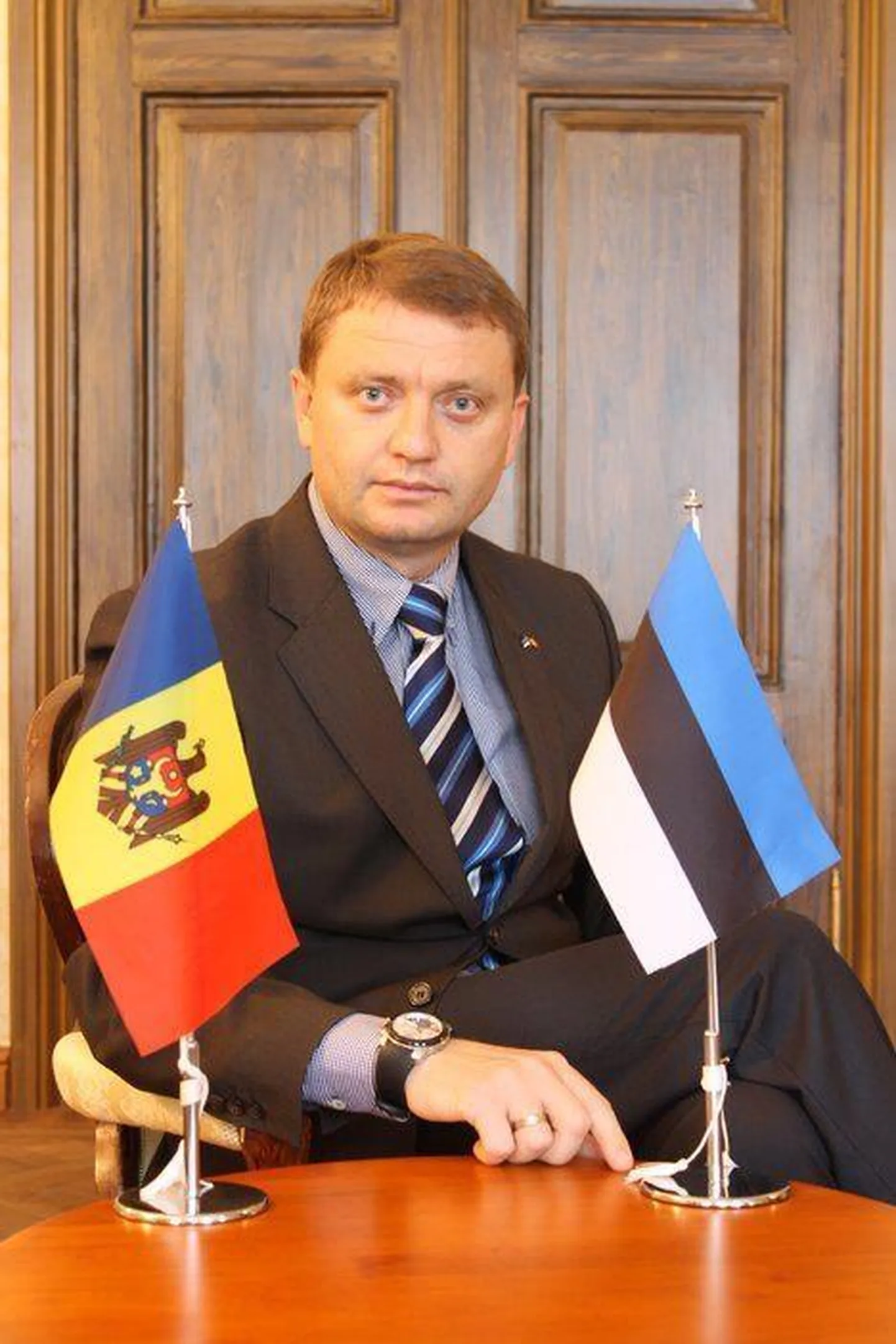 Eestil ja Moldoval olid sarnased võimalused arenguks, aga Eesti osutus edukaks ja Moldova lasi palju võimalusi kaotsi, leiab endine Moldova suursaadik Eestis Victor Guzun.