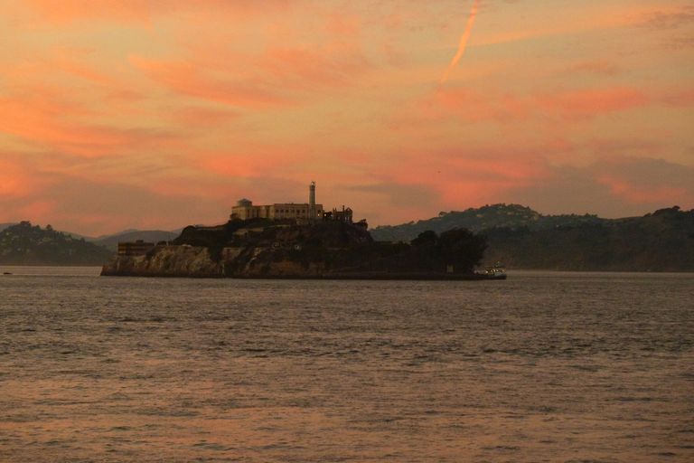 Alcatrazi saar ja sellel olev endine vangla