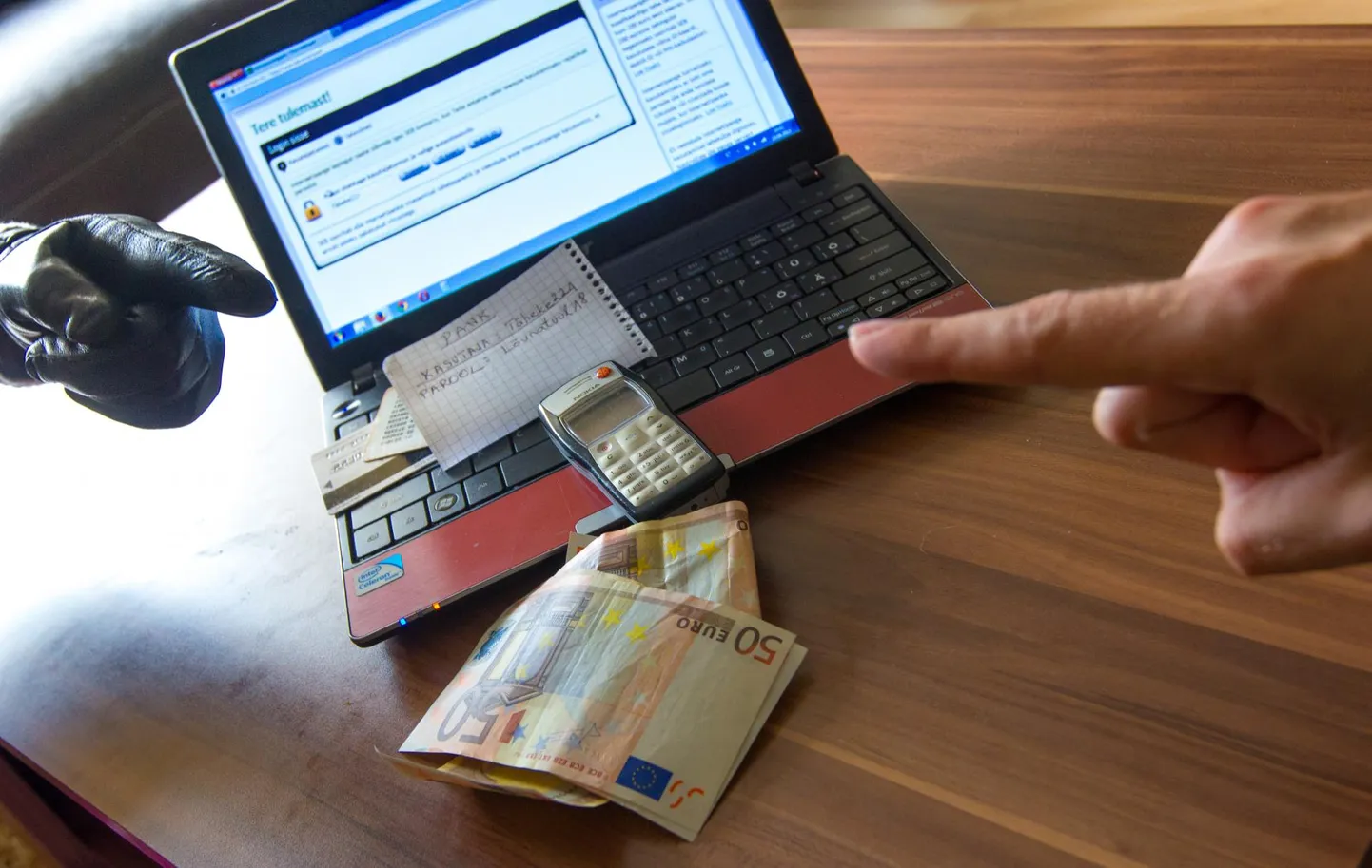 Aprilli esimese nädalaga kaotati pea 80 000 eurot. Foto on illustratiivne.