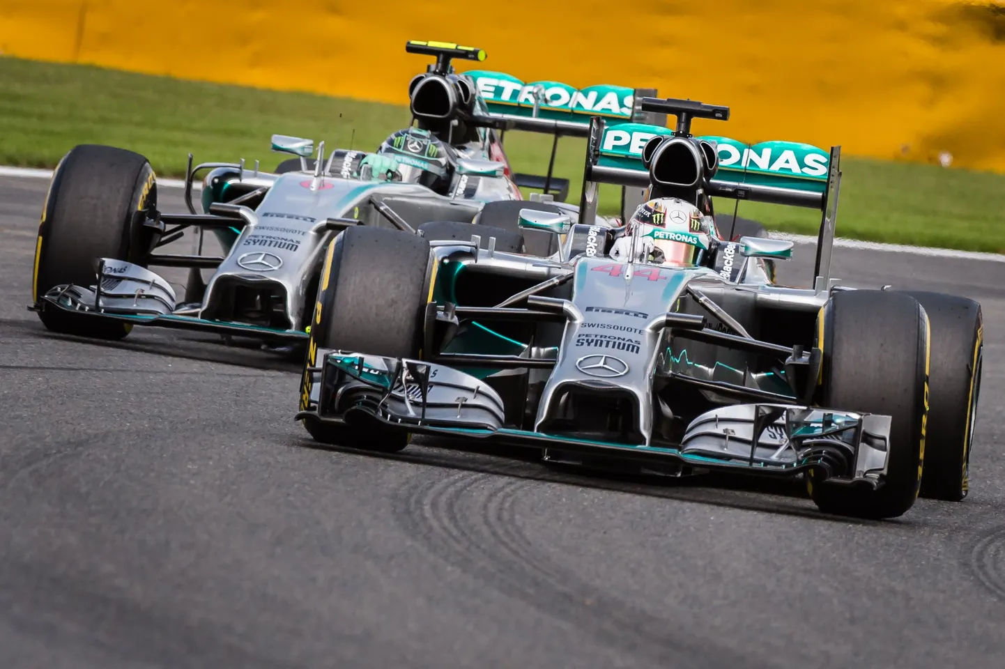 Lewis Hamilton ja Nico Rosberg.