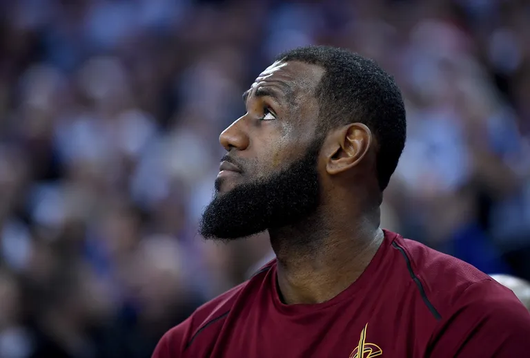 LeBron James ja paljud teised mustanahalised kuulsused seisavad üheskoos H&Mi rassistliku reklaami vastu.