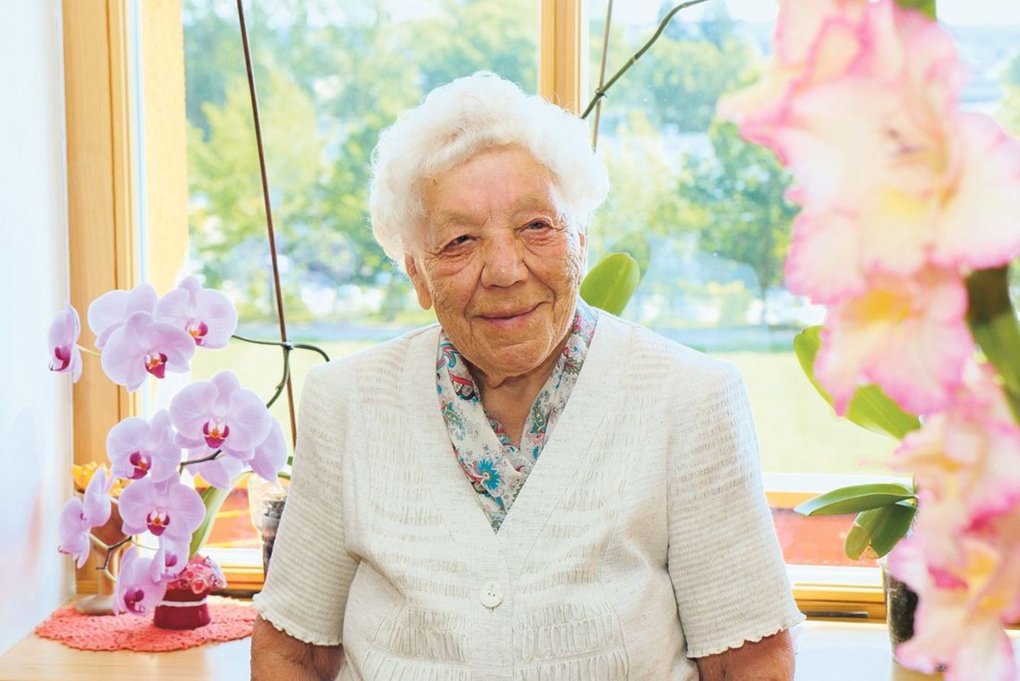 1914. aasta 12. augustil sündinud ning täna 101. sünnipäeva tähistav Felita Viikna saab kõrgest east hoolimata suurepäraselt iseendaga hakkama.