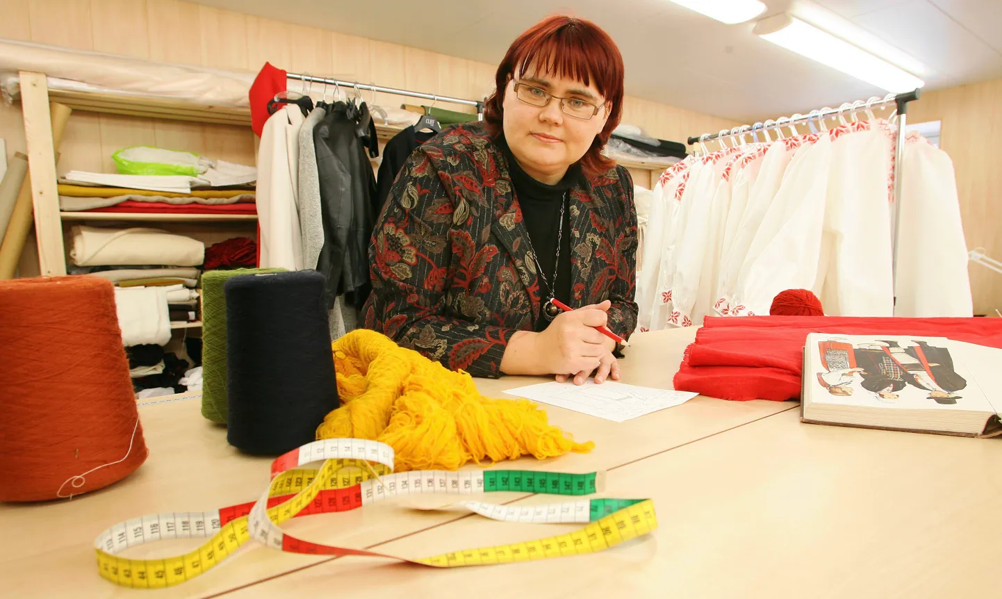 Ettevõtliku naise tiitli pälvinud Kristel Habakukk paistab silma eelkõige mulgi kultuuri arendaja ning rahvusliku käsitöö edendajana.