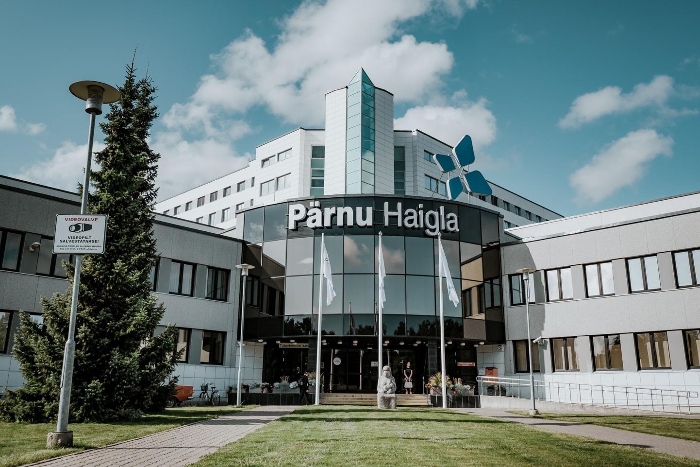 Pärnu haigla pälvis prokuratuurilt aasta koostööpartneri tiitli.