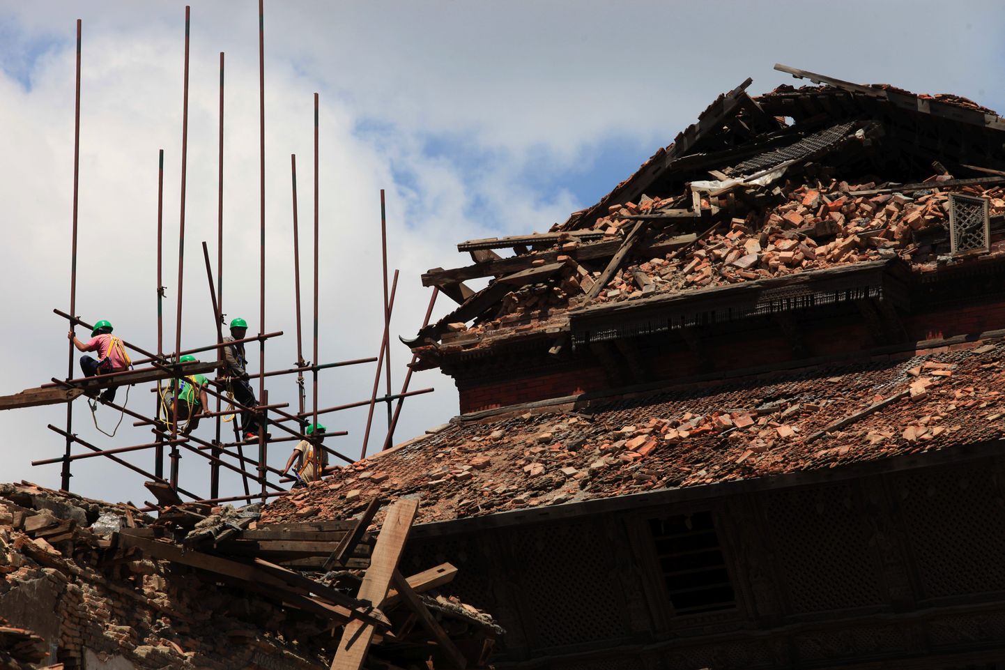 Ehitustöö maavärinate järgses Nepali pealinnas Katmandus