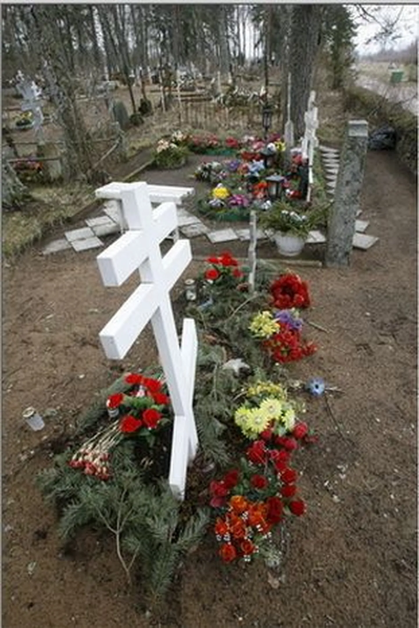 Dmitri Ganini haud Mustvee surnuaial