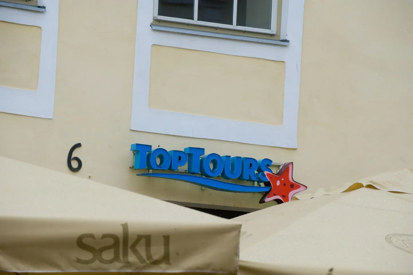 Top Toursi kontor on nüüd suletud.