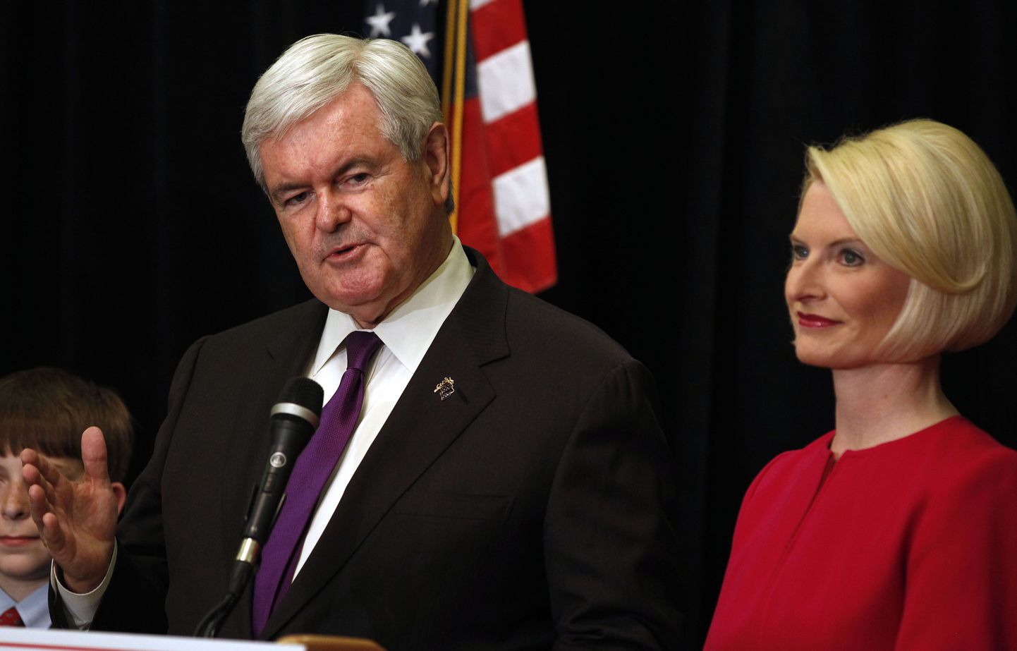 Newt Gingrich lõpetas ametlikult oma kampaania.