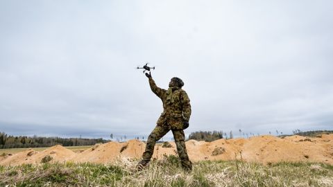 Kaitseministeerium toetab 18 kaitsetööstusettevõtet kolme miljoni euroga