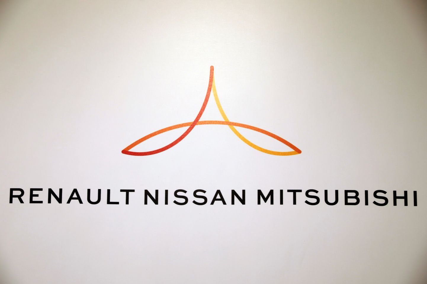 Renault-Nissan-Mitsubishi liidu logo.