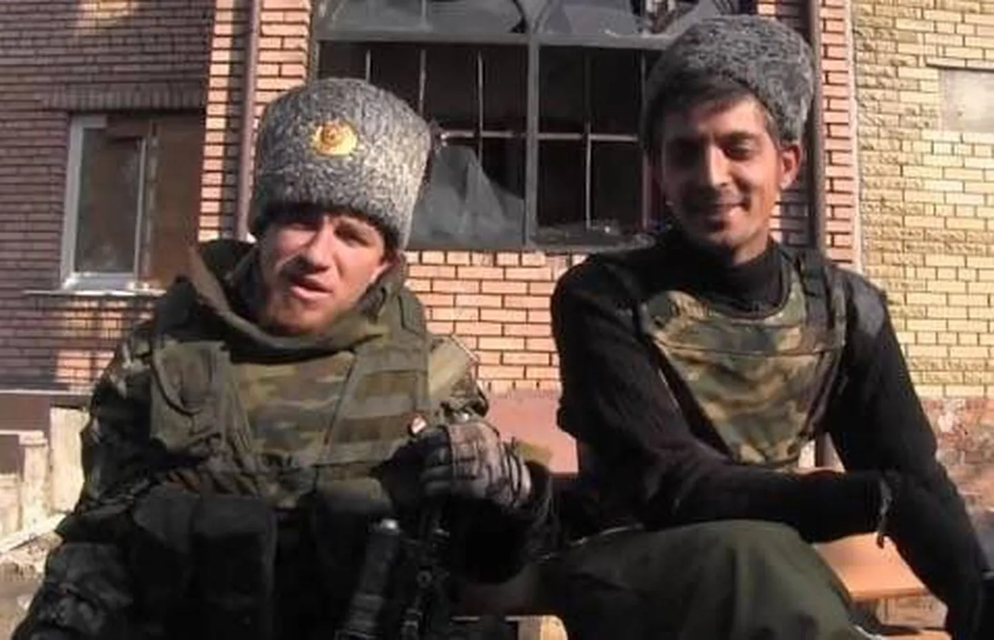 Givi ja Motorola Donetski lennujaamas