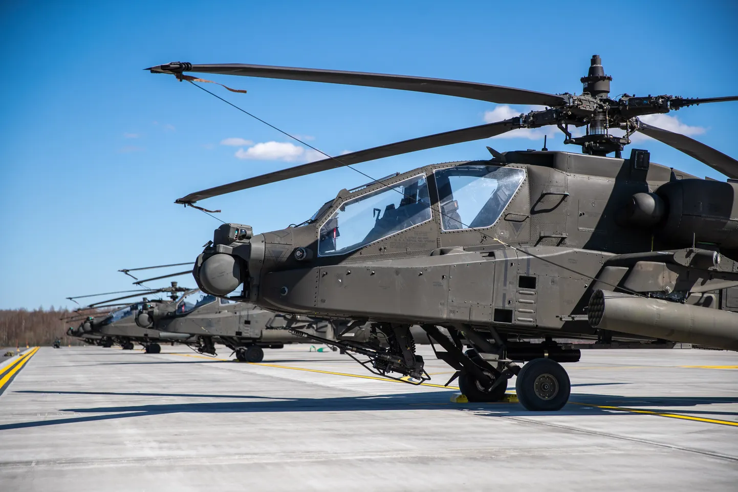Apache tipa helikopteris