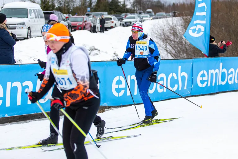 Margus Lepik 12 kilomeetri läbimise järel Matu teeninduspunktis. Enne võistlust andis ta teada, et võtab rahulikult ja teeb kõigis teeninduspunktides peatusi.