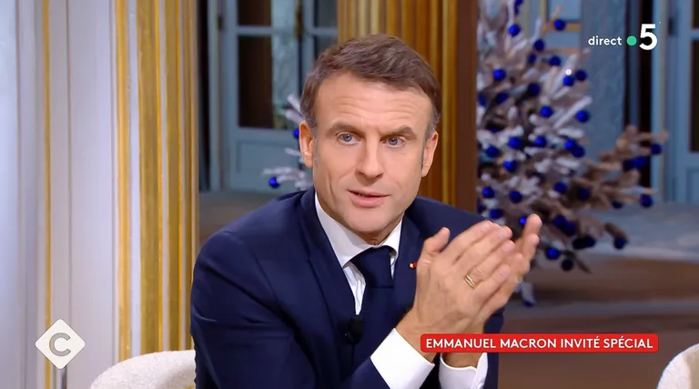 Emmanuel Macron ütles detsembris Gerard Depardieu kohta, et kelleltki ei tohiks olulist autasu ära võtta lihtsalt kellegi väidete pärast.