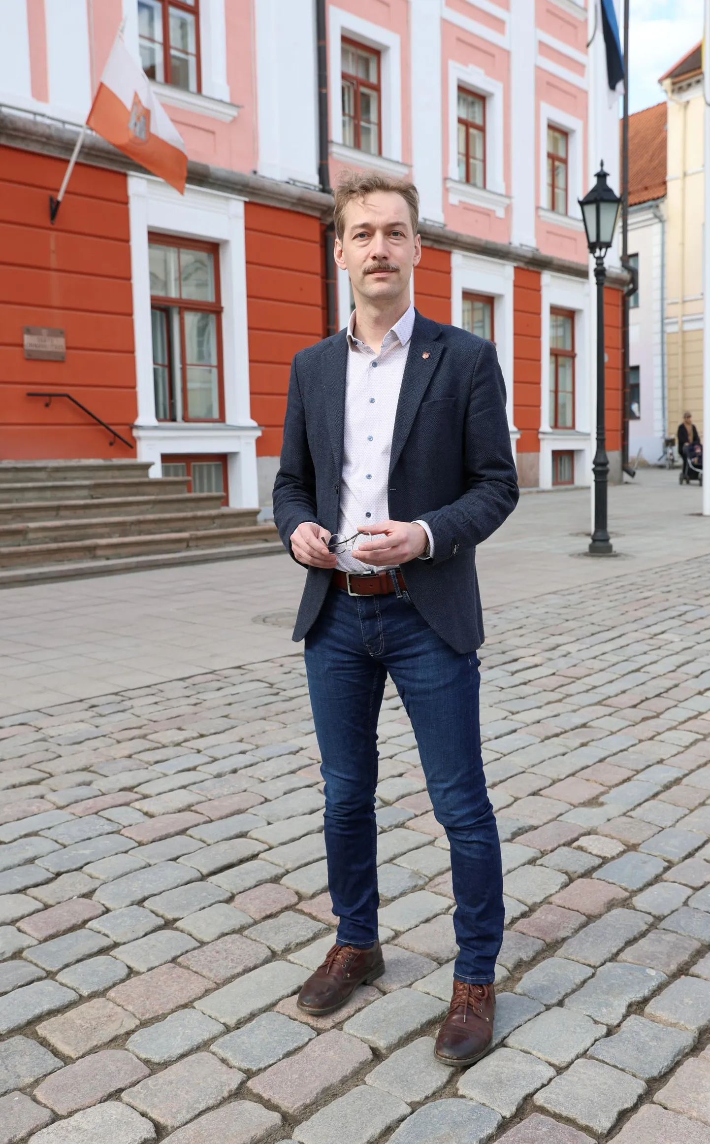 Tartu abilinnapea Lemmit Kaplinski sõnul väärivad Masingu koolis ebaausat või halba kohtlemist kogenud õpetajad ja lapsevanemad nii linnavalitsuse kui ka kooli juhtkonna vabandust.