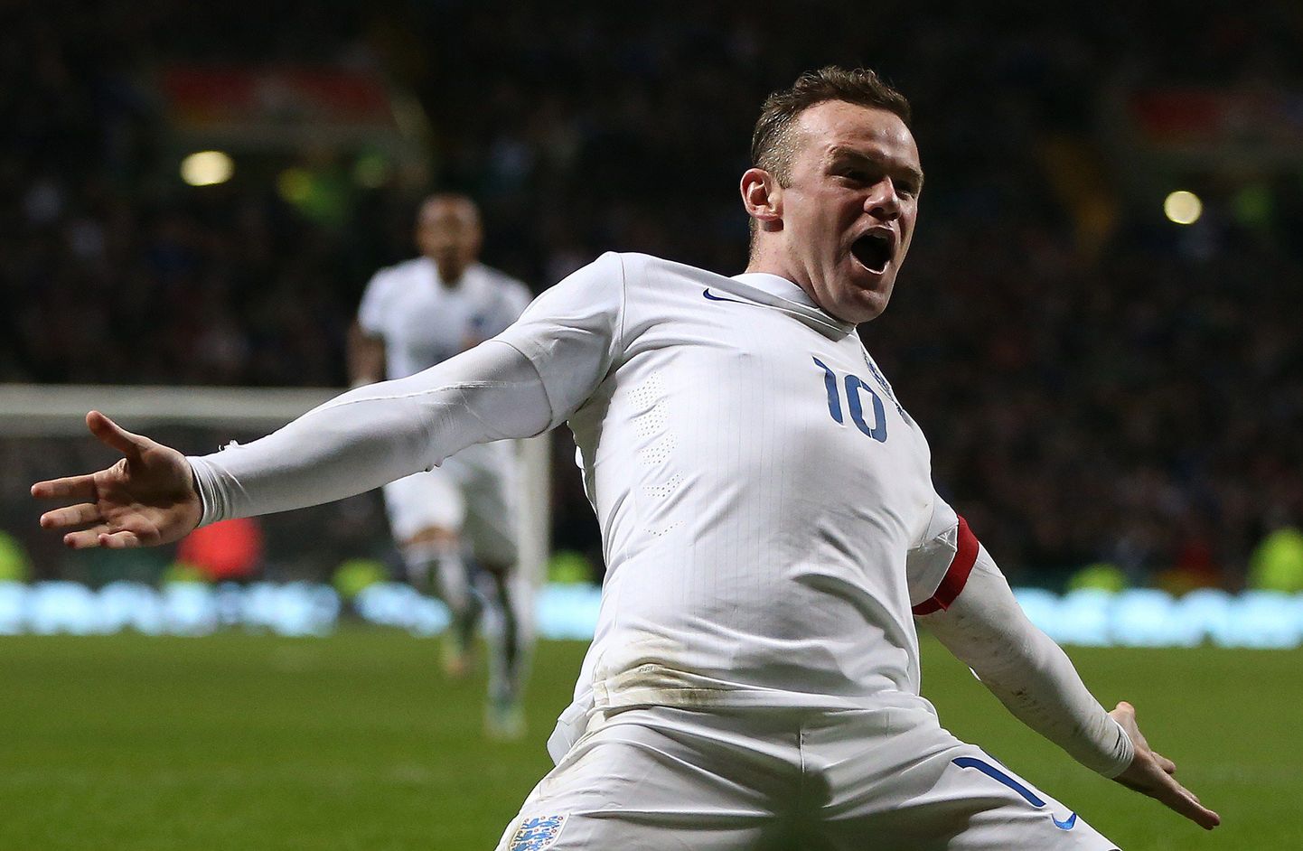 Wayne Rooney tähistamas Šotimaa vastu löödud väravat.
