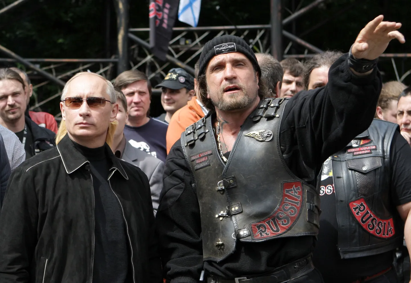 Vladimir Putin ja Aleksandr  Zaldostanov alias Kirurg Moskvas.