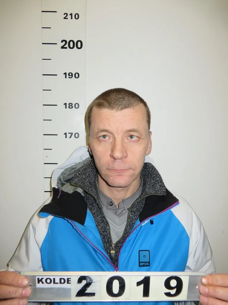 Полиция ищет возможных жертв подозреваемого в разбое мужчины.
