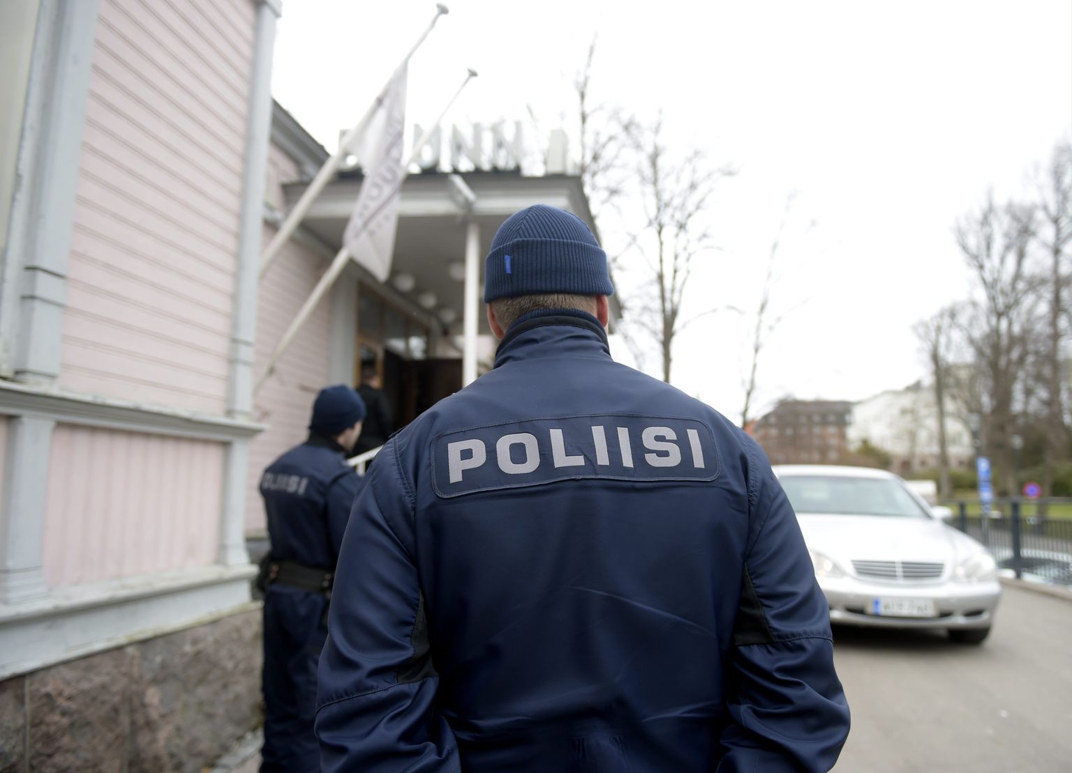 Soomes sai teenistuskohustuste täitmisel surma politseiametnik.