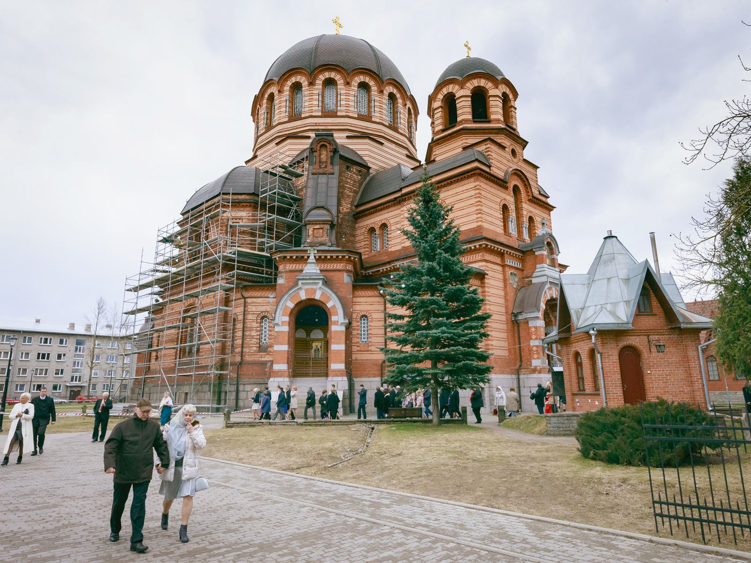 Moskva patriarhaadi Eesti õigeusu kiriku Narva Issanda Ülestõusmise peakirik.