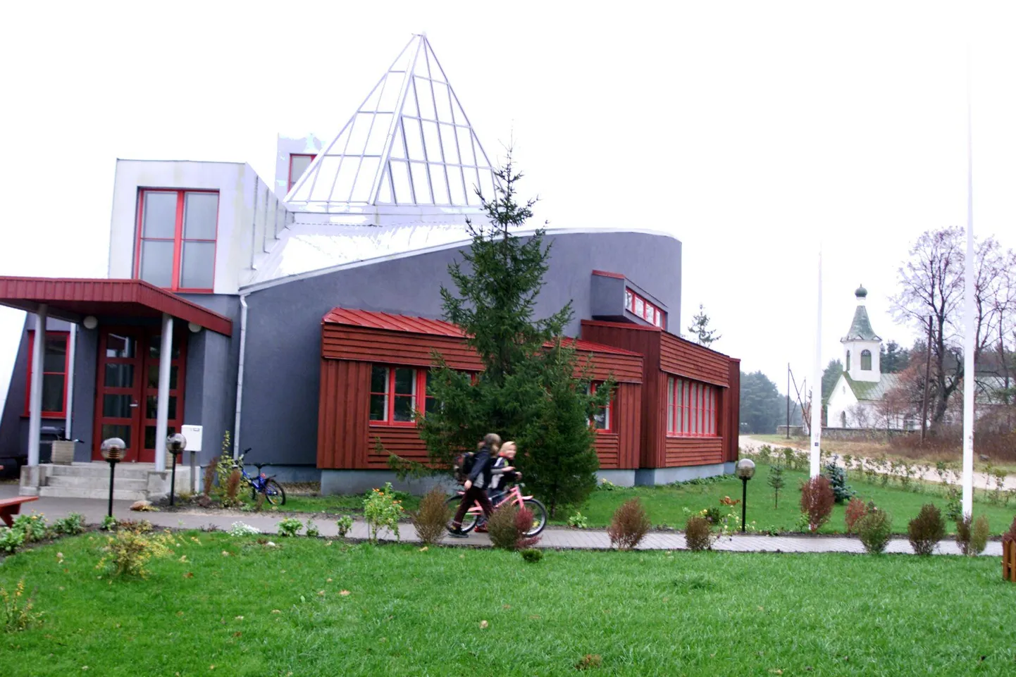 Kihnu rahvamaja. Arhiivifoto.