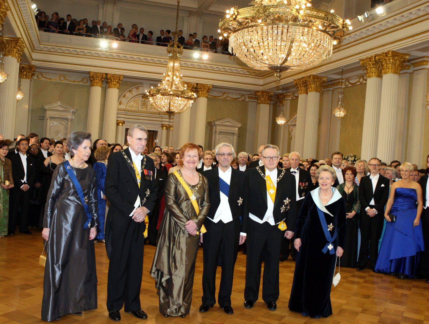 Soome iseseisvuspäeva vastuvõtt, kui Soome president oli veel Tarja Halonen(keskel)