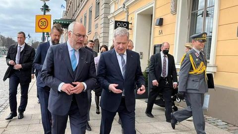 Карис: Эстония ждет вступления Финляндии и Швеции в НАТО