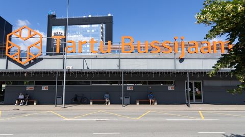 «Tööpäeva alguseks võimatu kohale jõuda!» Tartlane imestab, et varahommikul ei saa Lõuna-Eesti piirilinna bussi ega rongiga