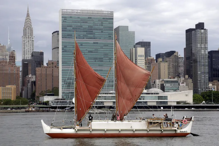 Polüneesia meresõiduühingu kanuu Hokulea