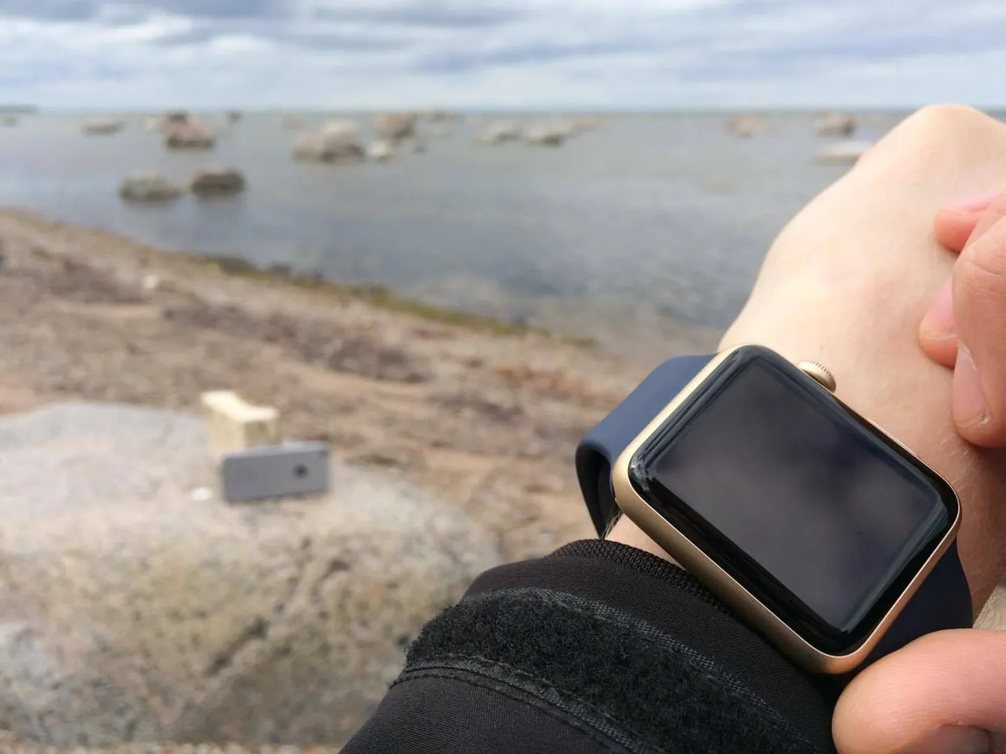 Apple Watch aitab hädast välja ka siis, kui on vaja kaugemalt kena kaadrit pildistada nii, et ise pildil samal ajal olla.