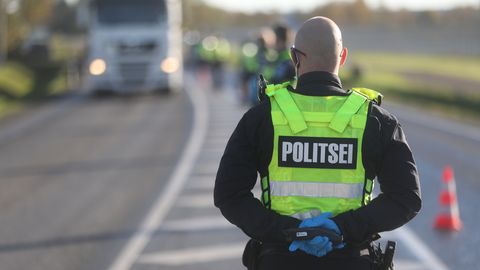 Liikleja aitas politseinikel tabada alkoholijoobes veokijuhi