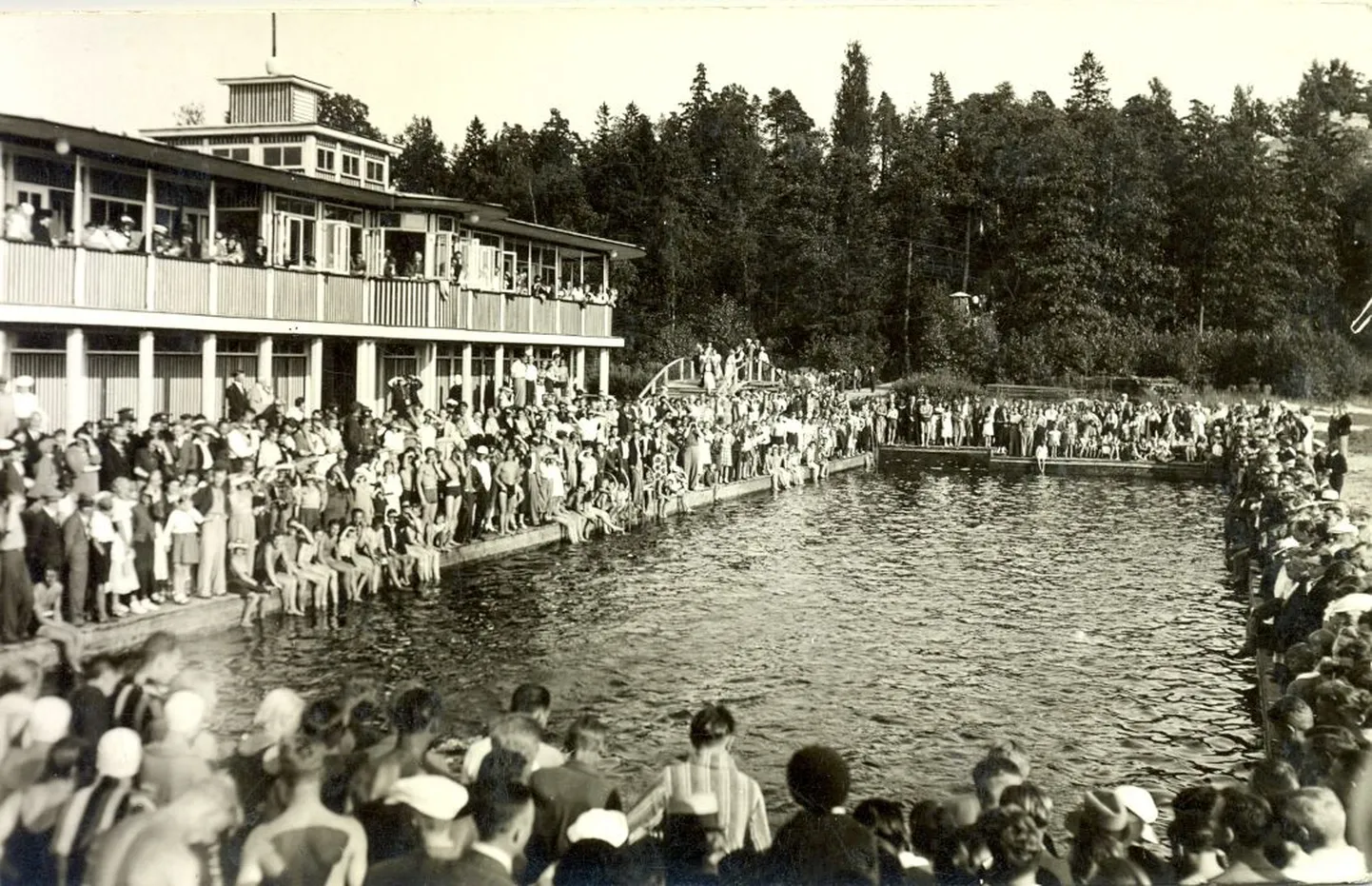 Vana-Mustamäe supelasutus 1938. aastal.