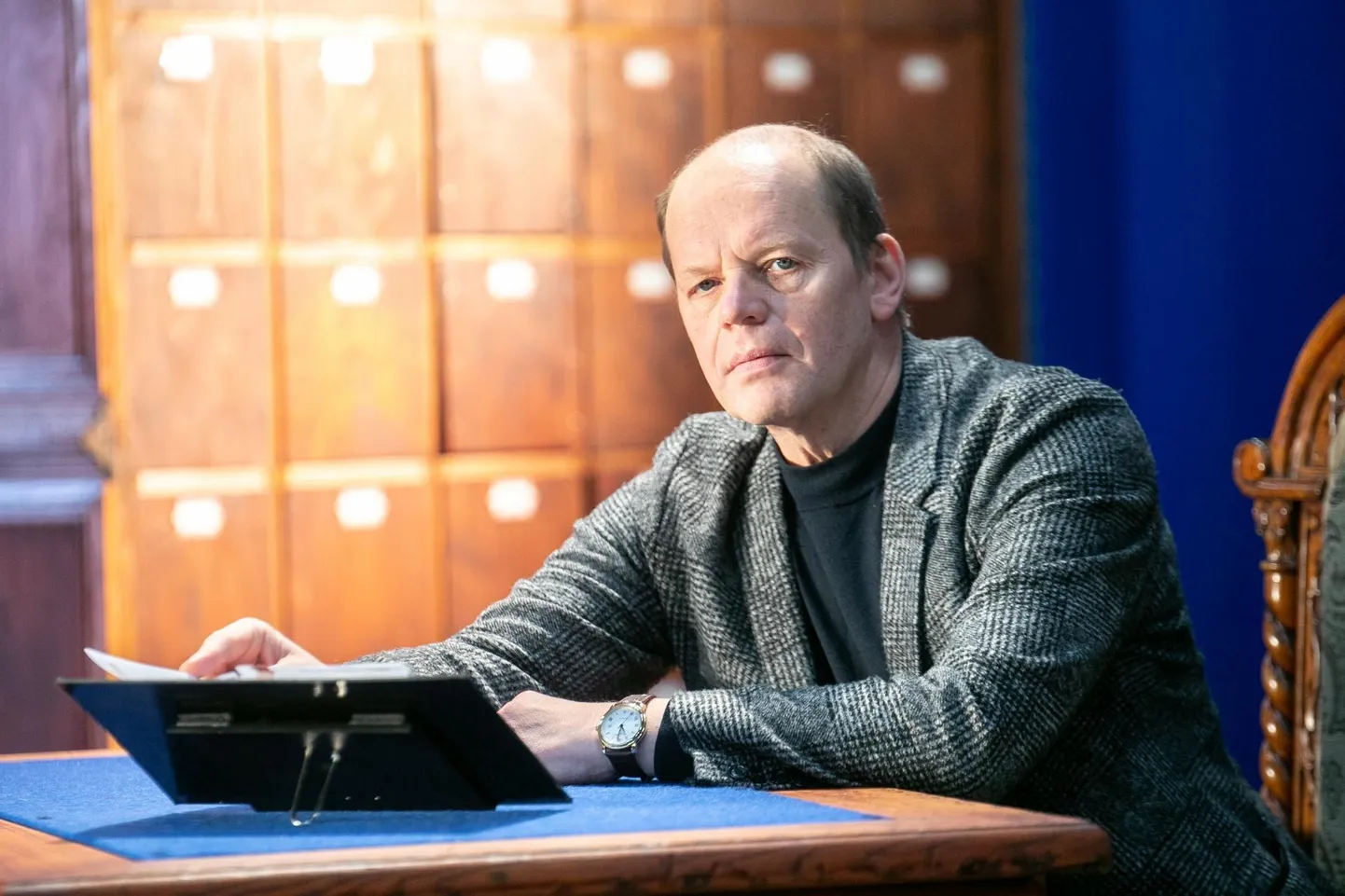 Hendrik Toompere sai rahvusvahelisel teatripäeval Narva Vabal Laval 2022. aasta parima meespeaosatäitja auhinna. Ta mängis Rayd lavastuses «Musträstas» (Oliivipuu ja Teater Nuutrum).