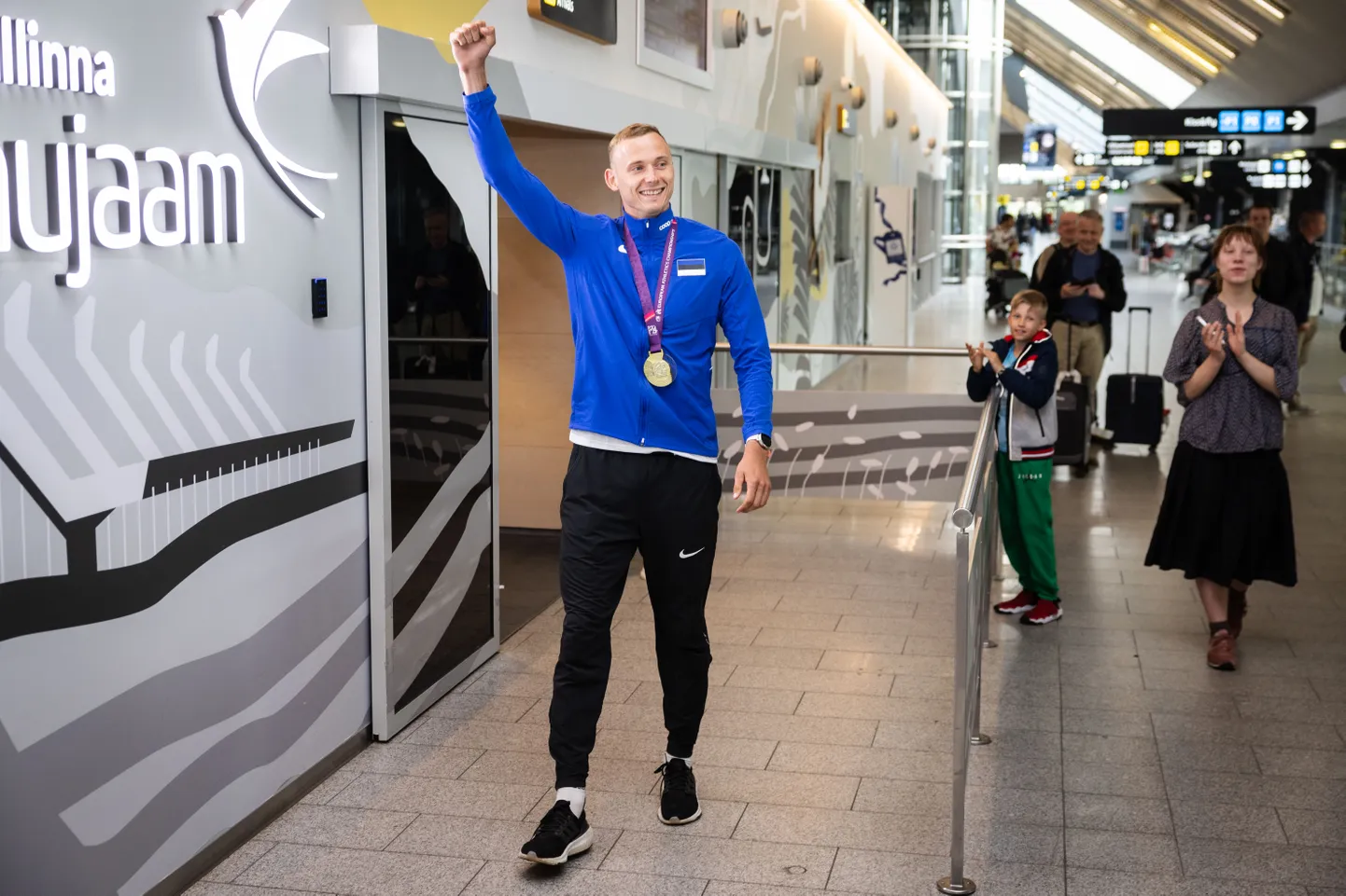 Johannes Erm 13. juunil Tallinna lennujaamas.