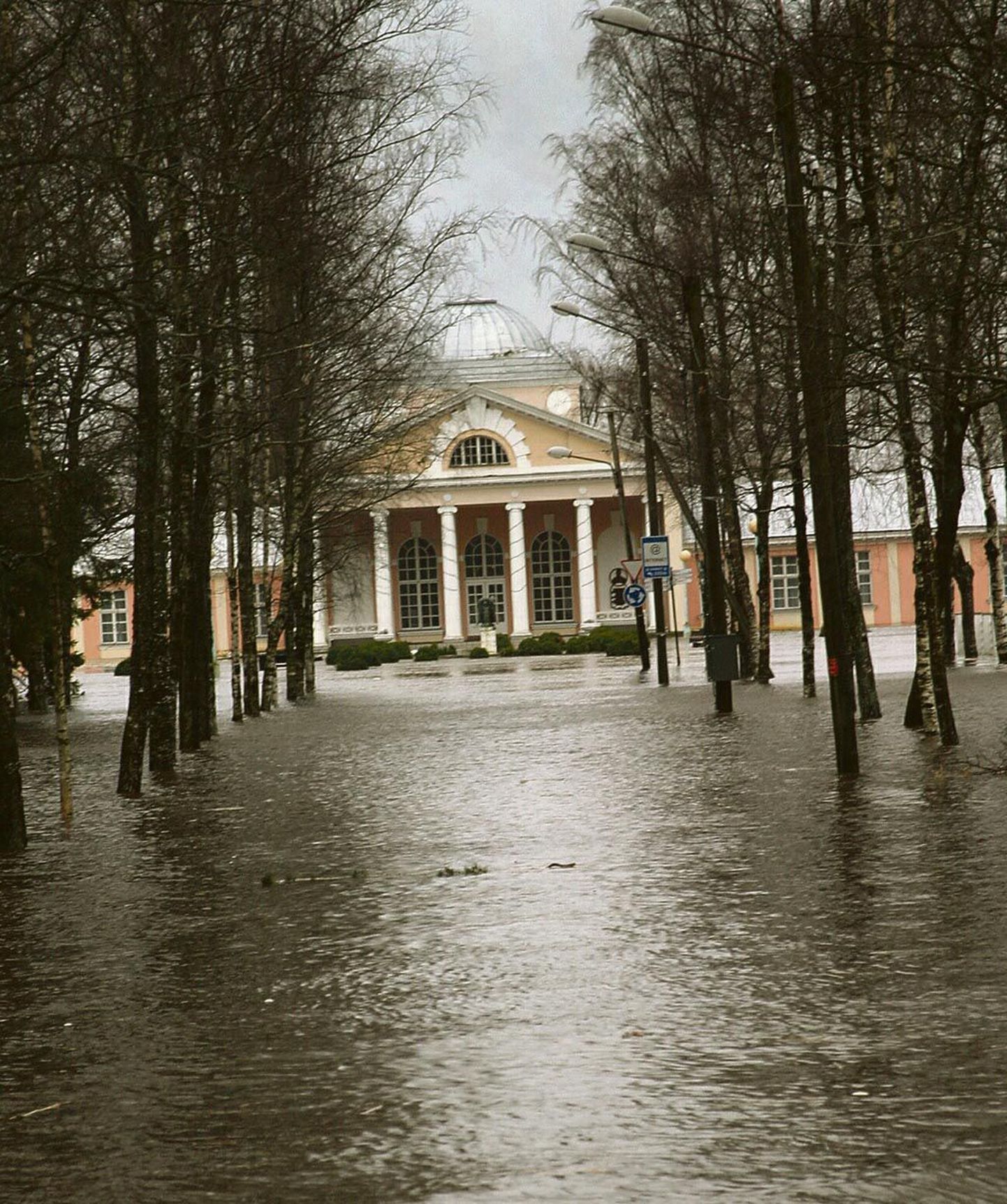 Teadlasted ennustavad jaanuaritormile sarnaseid üleujutusi Pärnus mitte tihedamini kui kaks-kolm järgmise 100 aasta vältel.